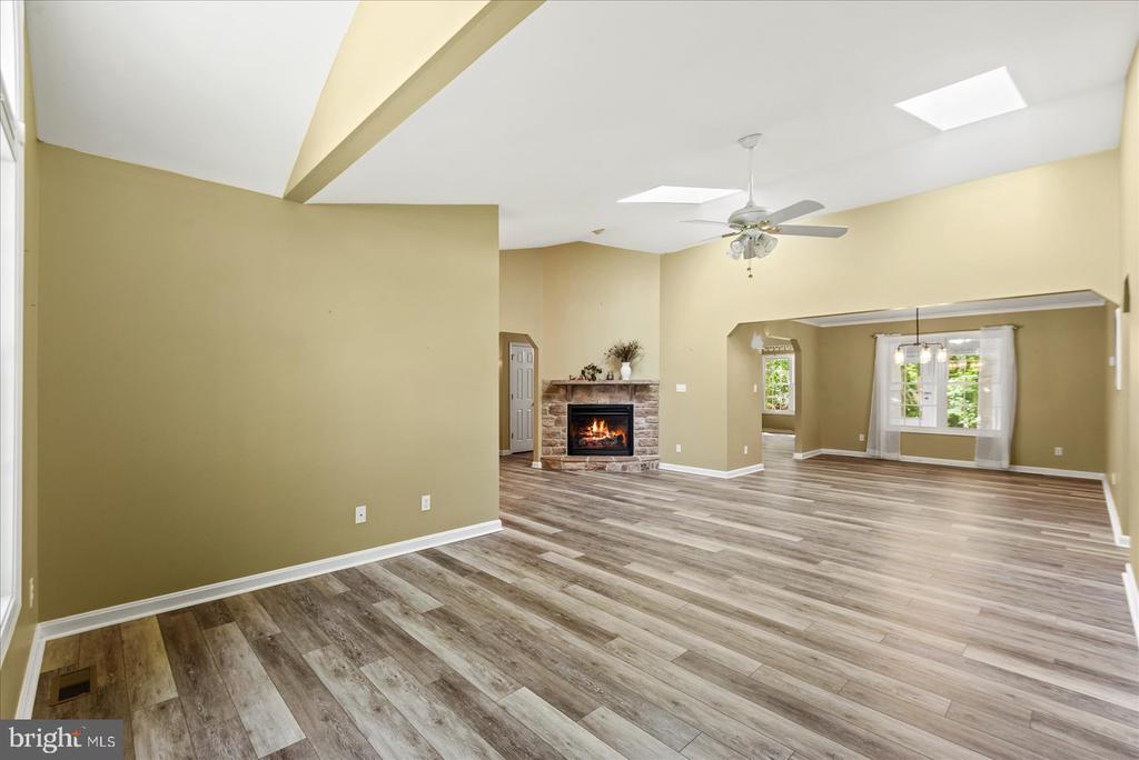 220 CREEKSIDE DR, LOCUST GROVE, Virginia 22508, 3 Bedrooms Bedrooms, ,2 BathroomsBathrooms,Residential,220 CREEKSIDE DR,VAOR2013944 MLS # VAOR2013944