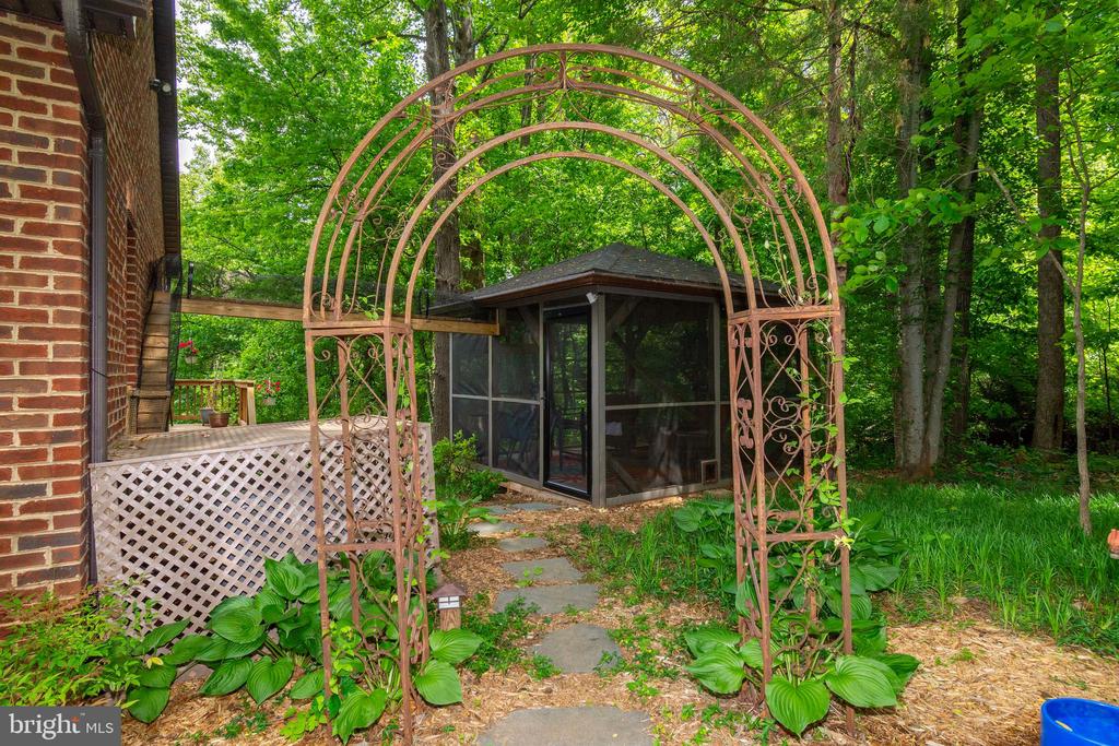 5060 RIDGEVIEW RD, REVA, Virginia 22735, 1 Bedroom Bedrooms, ,1 BathroomBathrooms,Residential,5060 RIDGEVIEW RD,VAMA2002720 MLS # VAMA2002720 5060 RIDGEVIEW RD, REVA, Virginia 22735, 1 Bedroom Bedrooms, ,1 BathroomBathrooms,Residential,5060 RIDGEVIEW RD,VAMA2002720 MLS # VAMA2002720