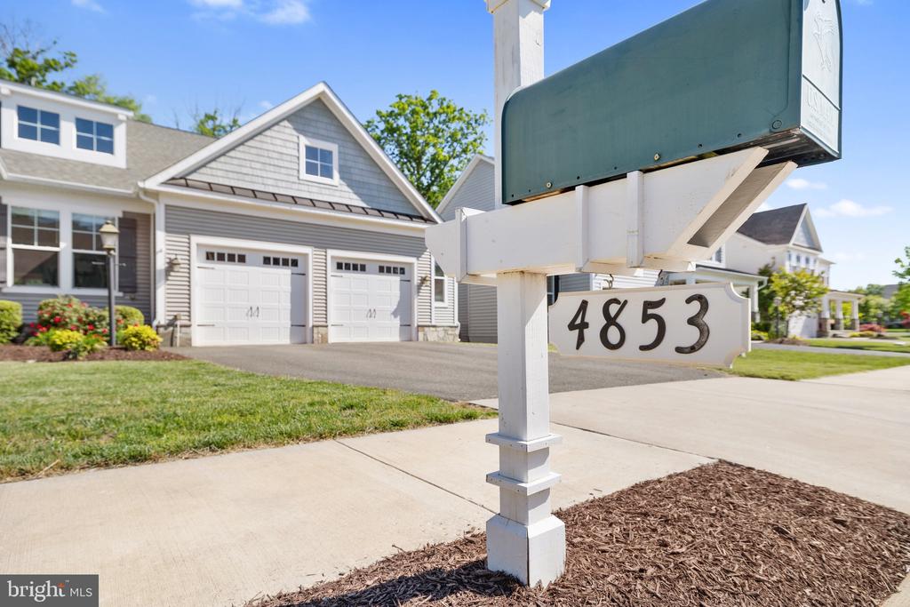 4853 POINT RD, WARRENTON, Virginia 20187, 4 Bedrooms Bedrooms, ,3 BathroomsBathrooms,Residential,4853 POINT RD,VAFQ2021756 MLS # VAFQ2021756