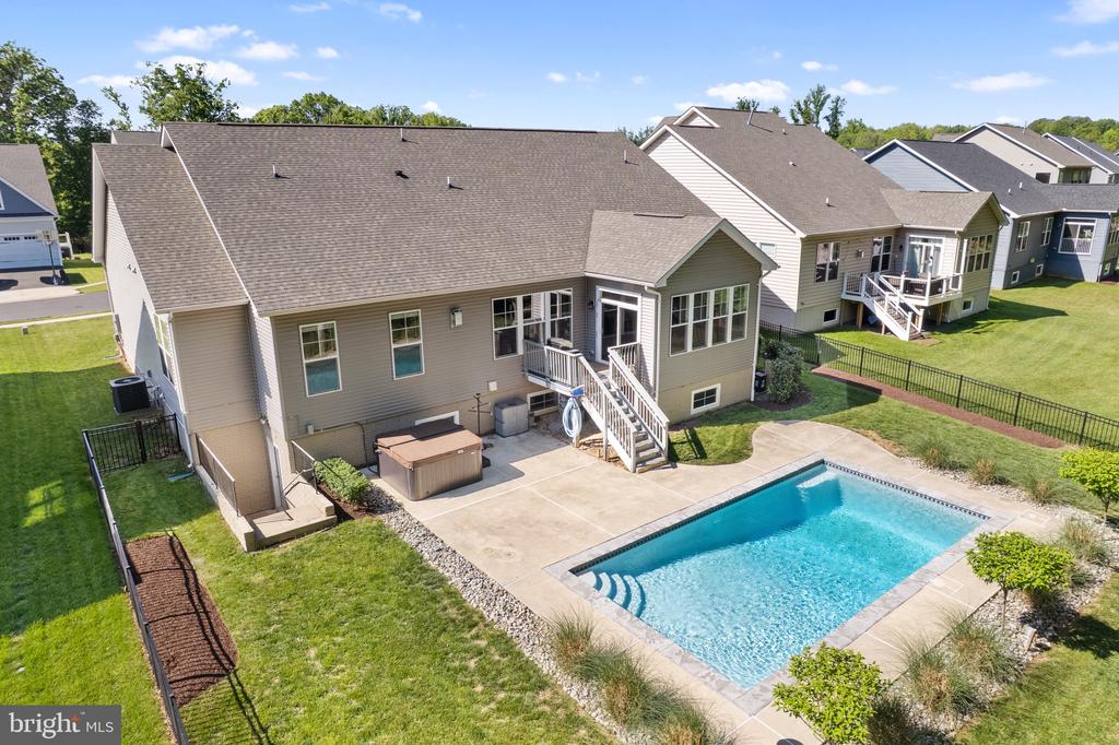 4853 POINT RD, WARRENTON, Virginia 20187, 4 Bedrooms Bedrooms, ,3 BathroomsBathrooms,Residential,4853 POINT RD,VAFQ2021756 MLS # VAFQ2021756