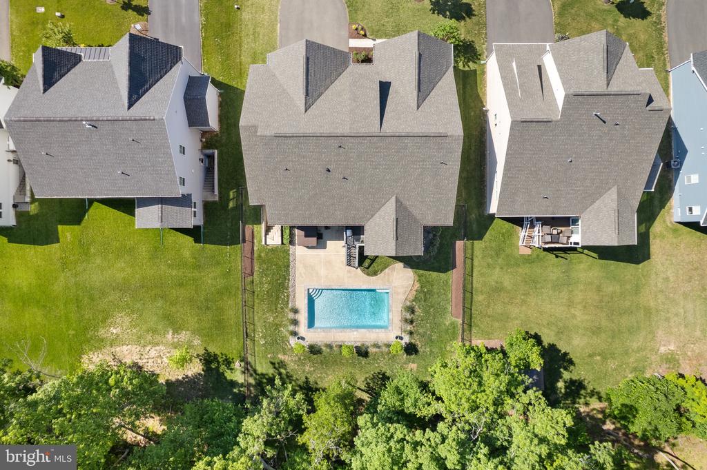 4853 POINT RD, WARRENTON, Virginia 20187, 4 Bedrooms Bedrooms, ,3 BathroomsBathrooms,Residential,4853 POINT RD,VAFQ2021756 MLS # VAFQ2021756