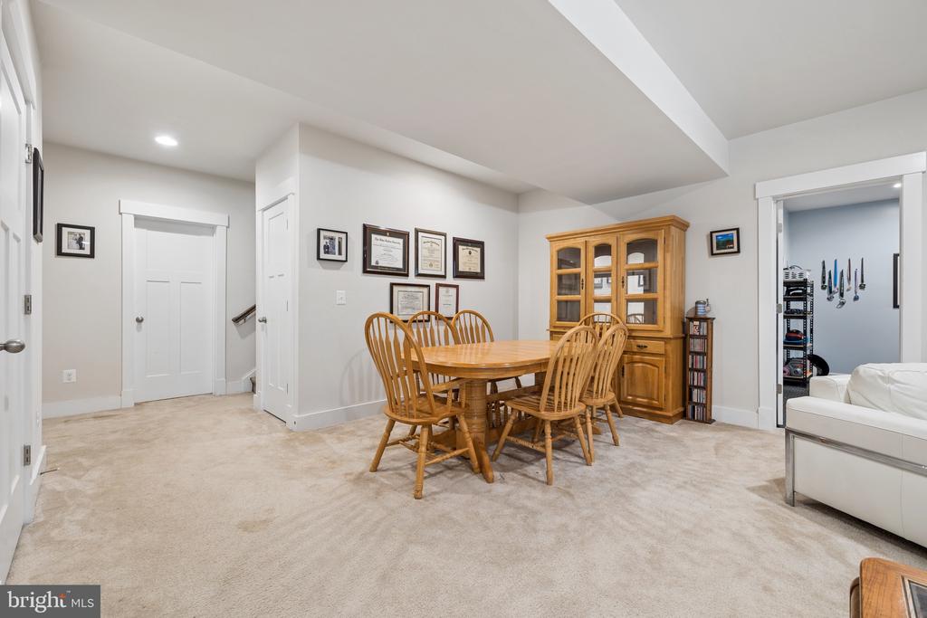4853 POINT RD, WARRENTON, Virginia 20187, 4 Bedrooms Bedrooms, ,3 BathroomsBathrooms,Residential,4853 POINT RD,VAFQ2021756 MLS # VAFQ2021756