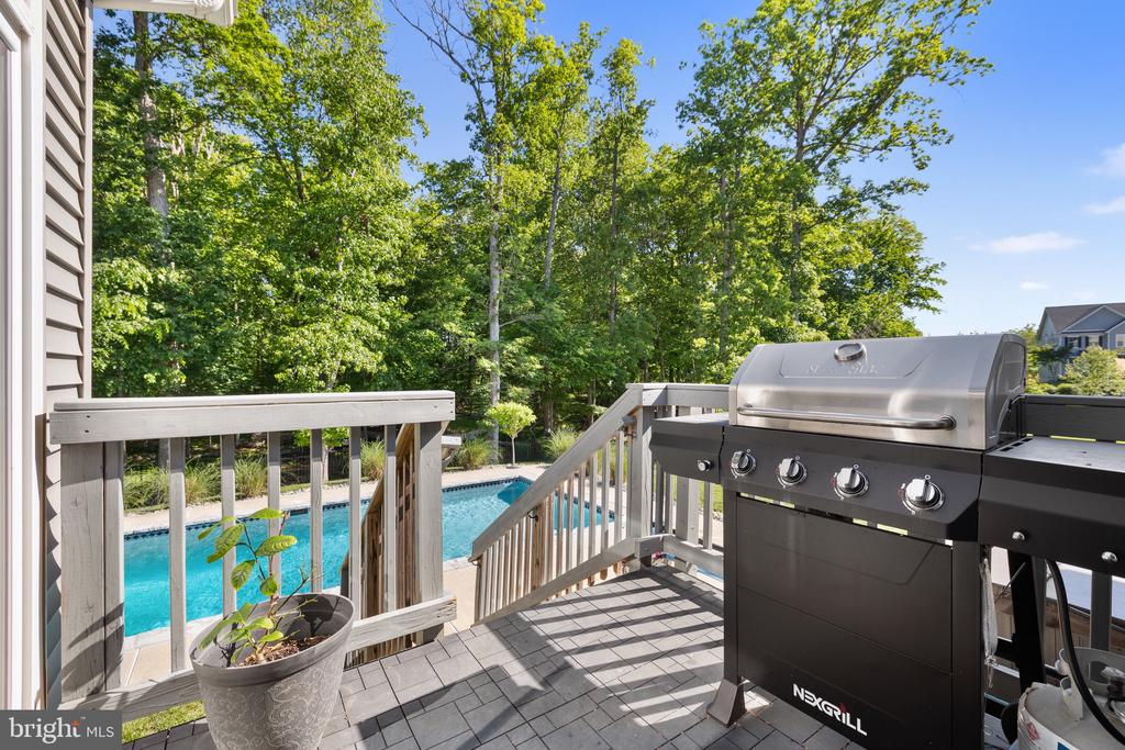 4853 POINT RD, WARRENTON, Virginia 20187, 4 Bedrooms Bedrooms, ,3 BathroomsBathrooms,Residential,4853 POINT RD,VAFQ2021756 MLS # VAFQ2021756