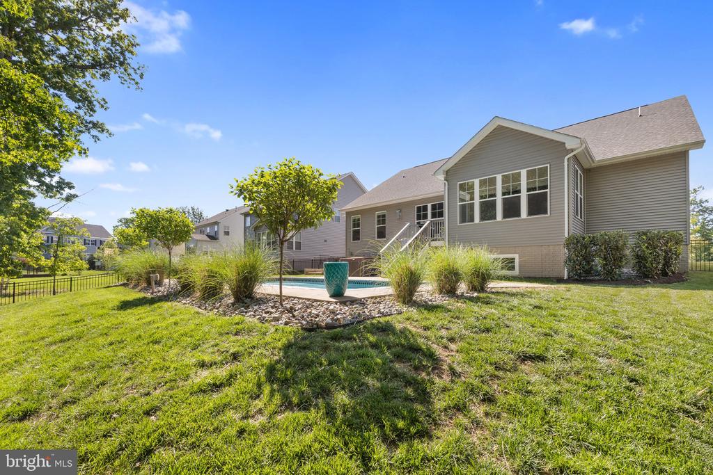 4853 POINT RD, WARRENTON, Virginia 20187, 4 Bedrooms Bedrooms, ,3 BathroomsBathrooms,Residential,4853 POINT RD,VAFQ2021756 MLS # VAFQ2021756