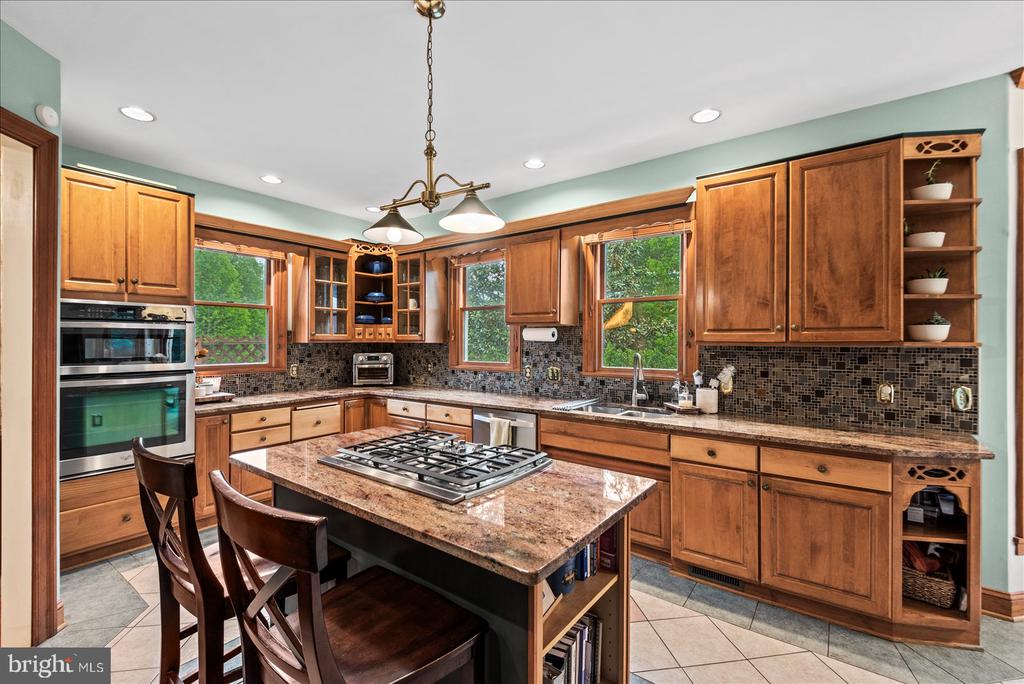 9007 JUDICIARY DR, SPOTSYLVANIA, Virginia 22553, 4 Bedrooms Bedrooms, ,2 BathroomsBathrooms,Residential,9007 JUDICIARY DR,VASP2041464 MLS # VASP2041464