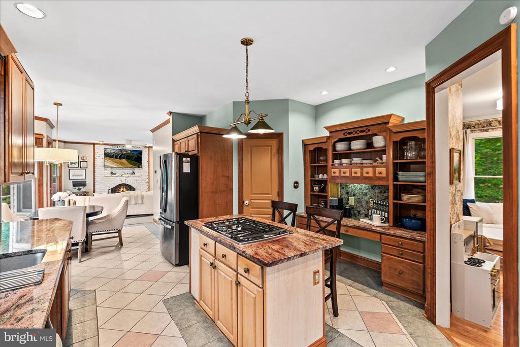 9007 JUDICIARY DR, SPOTSYLVANIA, Virginia 22553, 4 Bedrooms Bedrooms, ,2 BathroomsBathrooms,Residential,9007 JUDICIARY DR,VASP2041464 MLS # VASP2041464