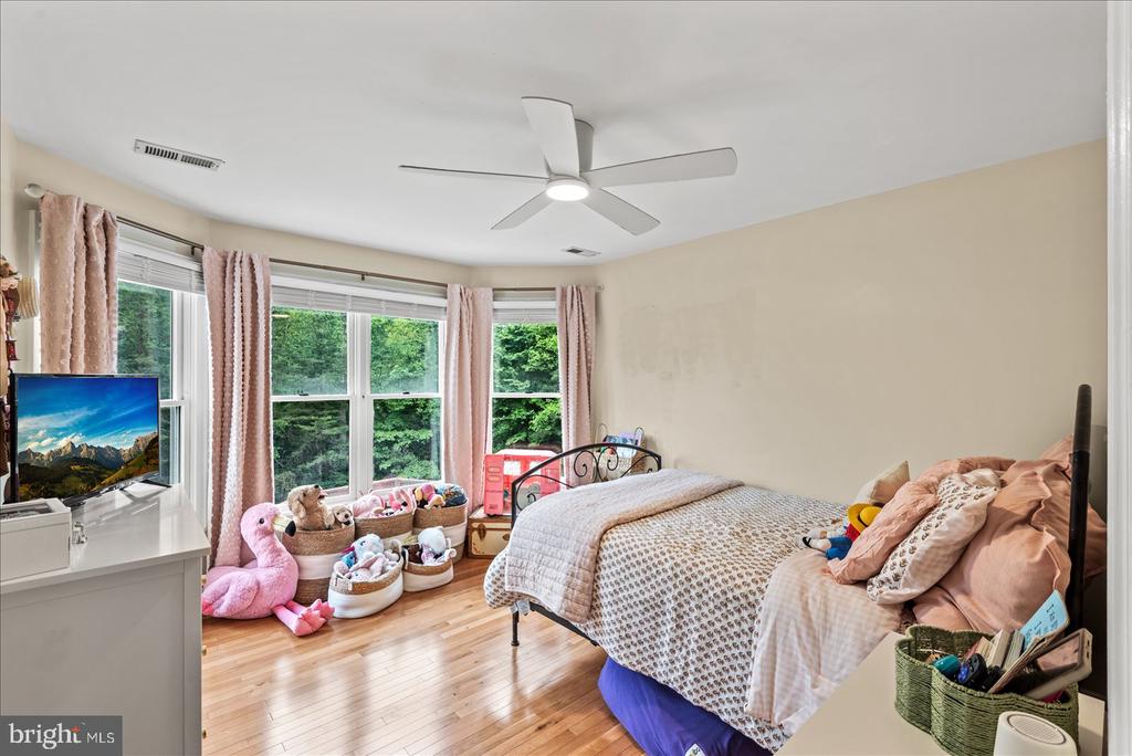 9007 JUDICIARY DR, SPOTSYLVANIA, Virginia 22553, 4 Bedrooms Bedrooms, ,2 BathroomsBathrooms,Residential,9007 JUDICIARY DR,VASP2041464 MLS # VASP2041464