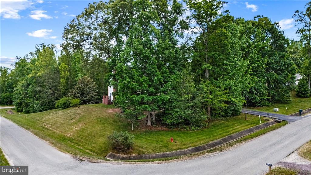 9007 JUDICIARY DR, SPOTSYLVANIA, Virginia 22553, 4 Bedrooms Bedrooms, ,2 BathroomsBathrooms,Residential,9007 JUDICIARY DR,VASP2041464 MLS # VASP2041464