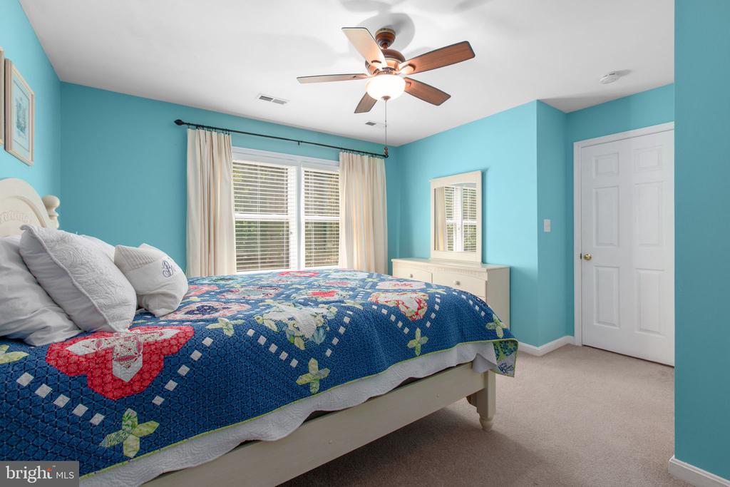 7931 GOLD LEAF CIR, SPOTSYLVANIA, Virginia 22551, 5 Bedrooms Bedrooms, ,3 BathroomsBathrooms,Residential,7931 GOLD LEAF CIR,VASP2040680 MLS # VASP2040680 7931 GOLD LEAF CIR, SPOTSYLVANIA, Virginia 22551, 5 Bedrooms Bedrooms, ,3 BathroomsBathrooms,Residential,7931 GOLD LEAF CIR,VASP2040680 MLS # VASP2040680