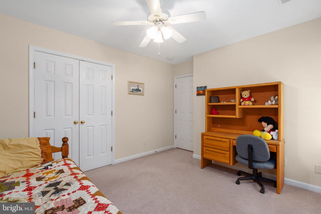 7931 GOLD LEAF CIR, SPOTSYLVANIA, Virginia 22551, 5 Bedrooms Bedrooms, ,3 BathroomsBathrooms,Residential,7931 GOLD LEAF CIR,VASP2040680 MLS # VASP2040680 7931 GOLD LEAF CIR, SPOTSYLVANIA, Virginia 22551, 5 Bedrooms Bedrooms, ,3 BathroomsBathrooms,Residential,7931 GOLD LEAF CIR,VASP2040680 MLS # VASP2040680