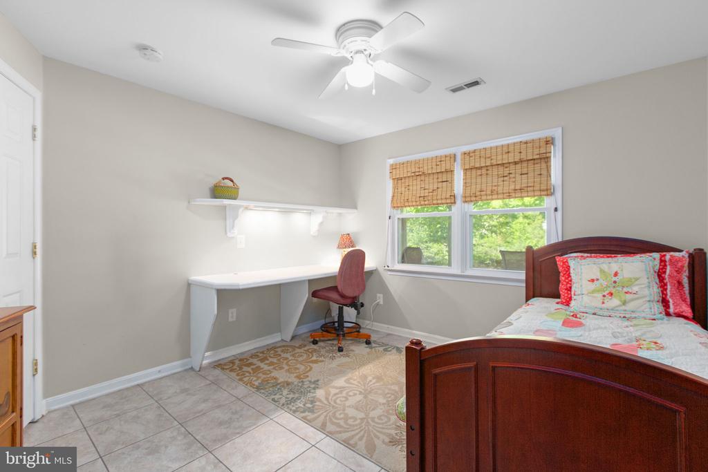 7931 GOLD LEAF CIR, SPOTSYLVANIA, Virginia 22551, 5 Bedrooms Bedrooms, ,3 BathroomsBathrooms,Residential,7931 GOLD LEAF CIR,VASP2040680 MLS # VASP2040680 7931 GOLD LEAF CIR, SPOTSYLVANIA, Virginia 22551, 5 Bedrooms Bedrooms, ,3 BathroomsBathrooms,Residential,7931 GOLD LEAF CIR,VASP2040680 MLS # VASP2040680