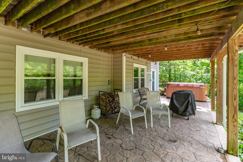7931 GOLD LEAF CIR, SPOTSYLVANIA, Virginia 22551, 5 Bedrooms Bedrooms, ,3 BathroomsBathrooms,Residential,7931 GOLD LEAF CIR,VASP2040680 MLS # VASP2040680 7931 GOLD LEAF CIR, SPOTSYLVANIA, Virginia 22551, 5 Bedrooms Bedrooms, ,3 BathroomsBathrooms,Residential,7931 GOLD LEAF CIR,VASP2040680 MLS # VASP2040680