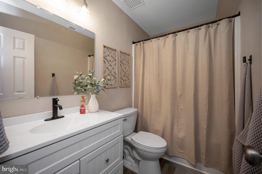 5515 S BRANCH RD, FREDERICKSBURG, Virginia 22407, 4 Bedrooms Bedrooms, ,2 BathroomsBathrooms,Residential,5515 S BRANCH RD,VASP2041590 MLS # VASP2041590