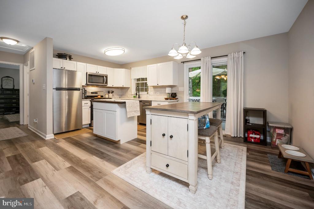5515 S BRANCH RD, FREDERICKSBURG, Virginia 22407, 4 Bedrooms Bedrooms, ,2 BathroomsBathrooms,Residential,5515 S BRANCH RD,VASP2041590 MLS # VASP2041590