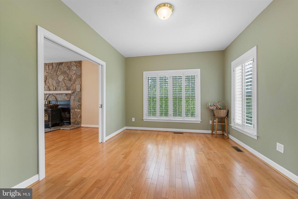 6229 ENON SCHOOL RD, MARSHALL, Virginia 20115, 4 Bedrooms Bedrooms, ,5 BathroomsBathrooms,Residential,6229 ENON SCHOOL RD,VAFQ2021894 MLS # VAFQ2021894 6229 ENON SCHOOL RD, MARSHALL, Virginia 20115, 4 Bedrooms Bedrooms, ,5 BathroomsBathrooms,Residential,6229 ENON SCHOOL RD,VAFQ2021894 MLS # VAFQ2021894