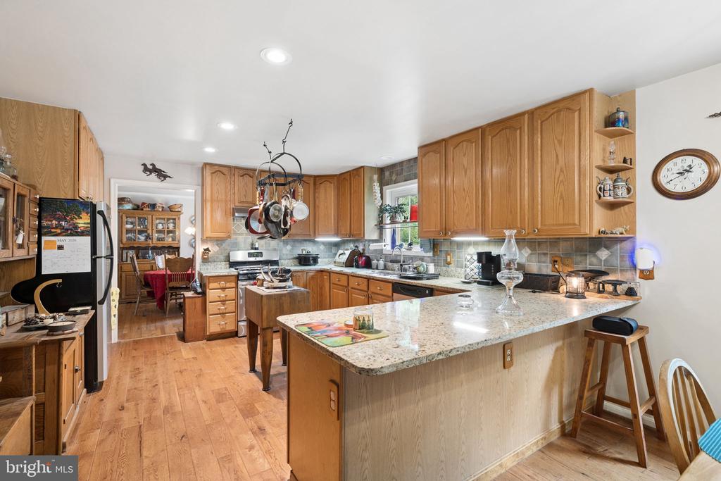 5099 COURTNEYS CORNER RD, SUMERDUCK, Virginia 22742, 4 Bedrooms Bedrooms, ,3 BathroomsBathrooms,Residential,5099 COURTNEYS CORNER RD,VAFQ2021898 MLS # VAFQ2021898