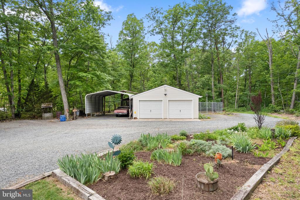 5099 COURTNEYS CORNER RD, SUMERDUCK, Virginia 22742, 4 Bedrooms Bedrooms, ,3 BathroomsBathrooms,Residential,5099 COURTNEYS CORNER RD,VAFQ2021898 MLS # VAFQ2021898