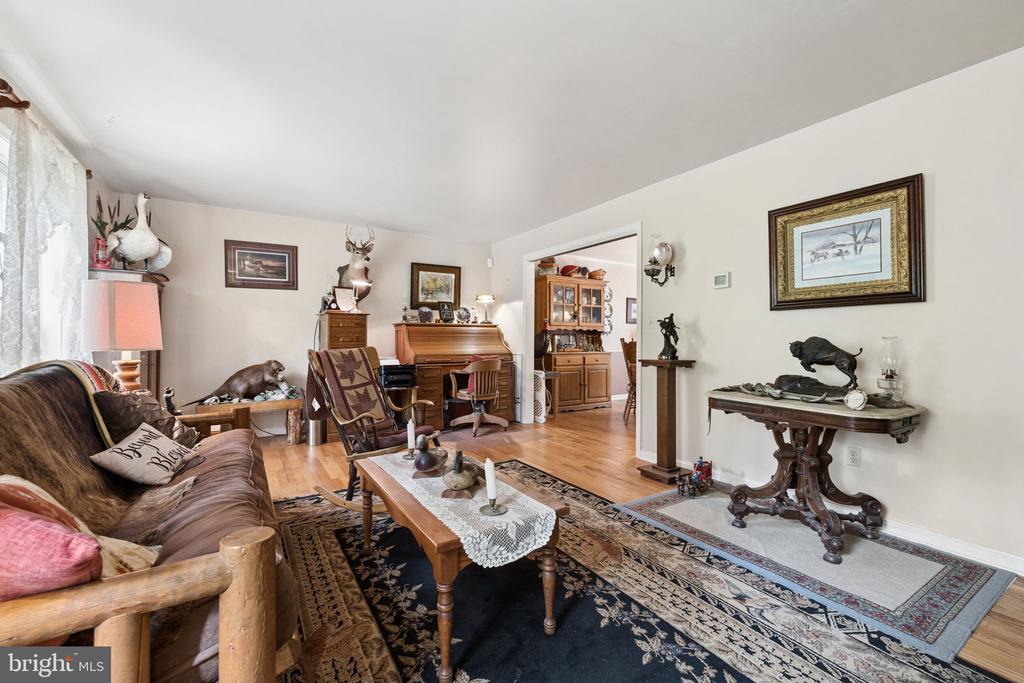5099 COURTNEYS CORNER RD, SUMERDUCK, Virginia 22742, 4 Bedrooms Bedrooms, ,3 BathroomsBathrooms,Residential,5099 COURTNEYS CORNER RD,VAFQ2021898 MLS # VAFQ2021898