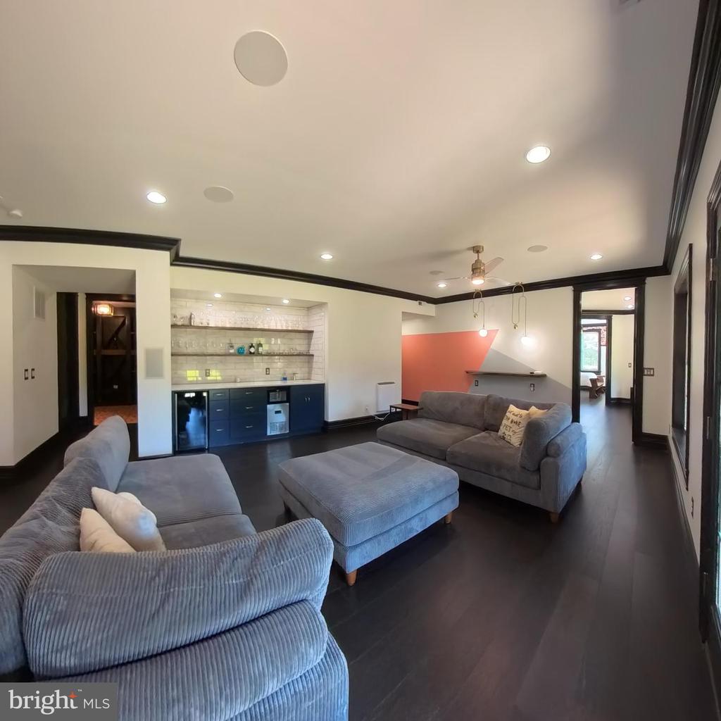 1225 MIDDLE RIVER RD, STANARDSVILLE, Virginia 22973, 6 Bedrooms Bedrooms, ,5 BathroomsBathrooms,Residential,1225 MIDDLE RIVER RD,VAGR2000858 MLS # VAGR2000858 1225 MIDDLE RIVER RD, STANARDSVILLE, Virginia 22973, 6 Bedrooms Bedrooms, ,5 BathroomsBathrooms,Residential,1225 MIDDLE RIVER RD,VAGR2000858 MLS # VAGR2000858