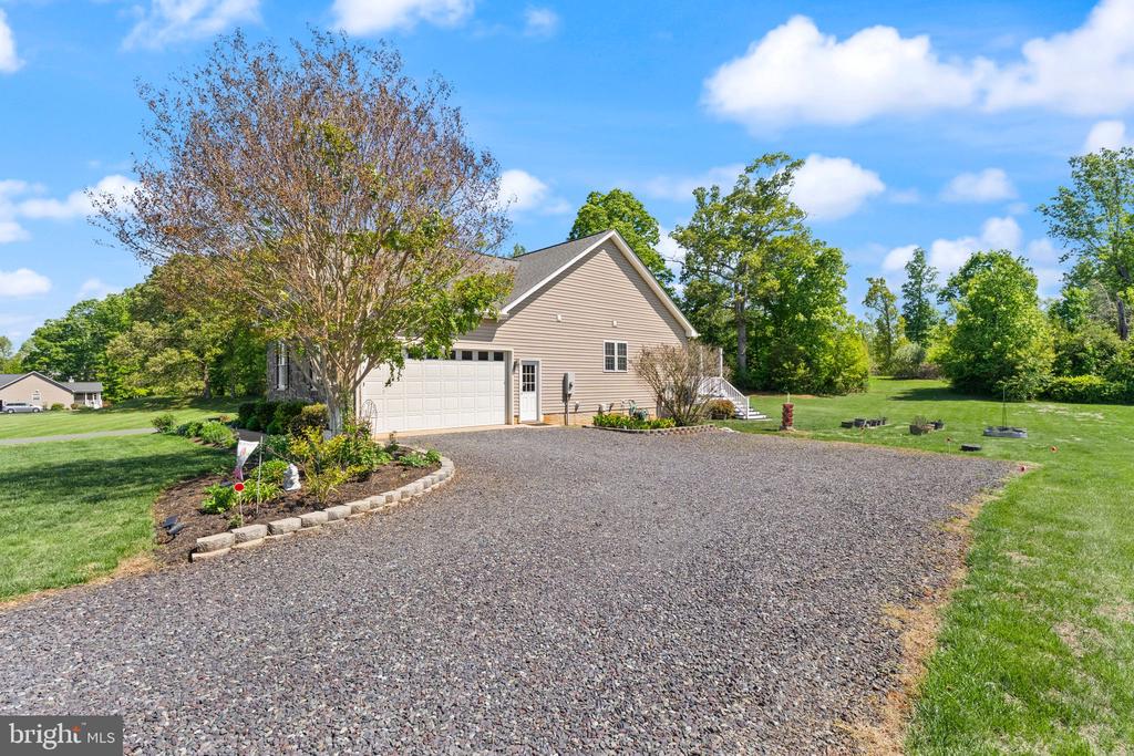9387 BLACKBIRD LOOP, CULPEPER, Virginia 22701, 3 Bedrooms Bedrooms, ,2 BathroomsBathrooms,Residential,9387 BLACKBIRD LOOP,VACU2012896 MLS # VACU2012896