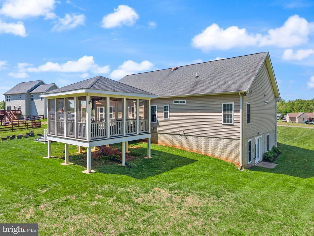 9387 BLACKBIRD LOOP, CULPEPER, Virginia 22701, 3 Bedrooms Bedrooms, ,2 BathroomsBathrooms,Residential,9387 BLACKBIRD LOOP,VACU2012896 MLS # VACU2012896