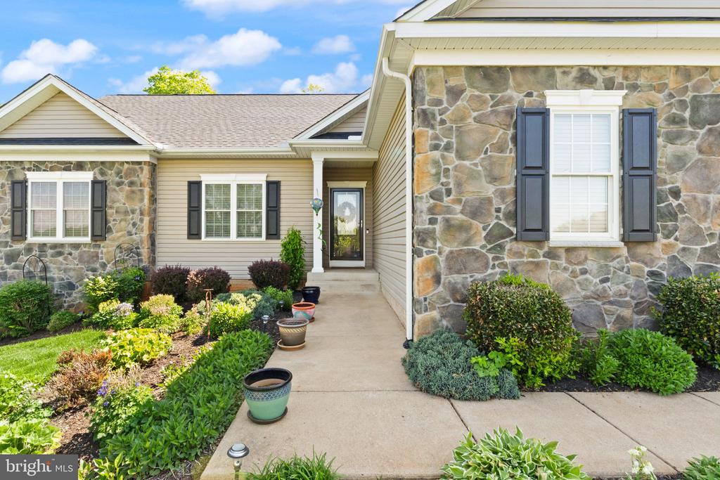 9387 BLACKBIRD LOOP, CULPEPER, Virginia 22701, 3 Bedrooms Bedrooms, ,2 BathroomsBathrooms,Residential,9387 BLACKBIRD LOOP,VACU2012896 MLS # VACU2012896