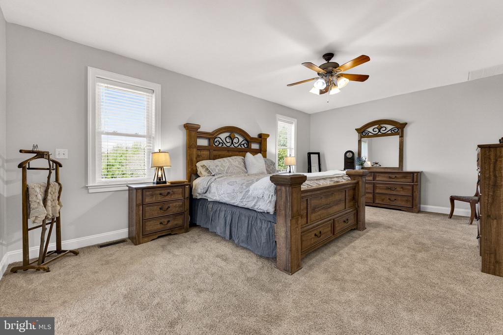 7312 OAK LN, MARSHALL, Virginia 20115, 4 Bedrooms Bedrooms, ,3 BathroomsBathrooms,Residential,7312 OAK LN,VAFQ2021666 MLS # VAFQ2021666 7312 OAK LN, MARSHALL, Virginia 20115, 4 Bedrooms Bedrooms, ,3 BathroomsBathrooms,Residential,7312 OAK LN,VAFQ2021666 MLS # VAFQ2021666