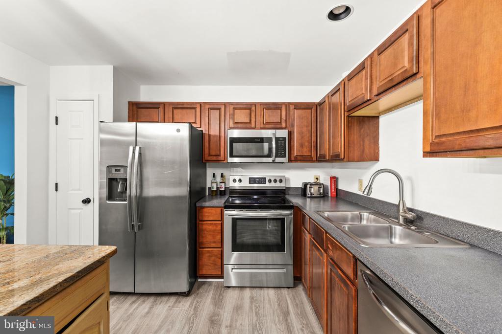 7139 WYTHEVILLE, FREDERICKSBURG, Virginia 22407, 3 Bedrooms Bedrooms, ,3 BathroomsBathrooms,Residential,7139 WYTHEVILLE,VASP2041634 MLS # VASP2041634