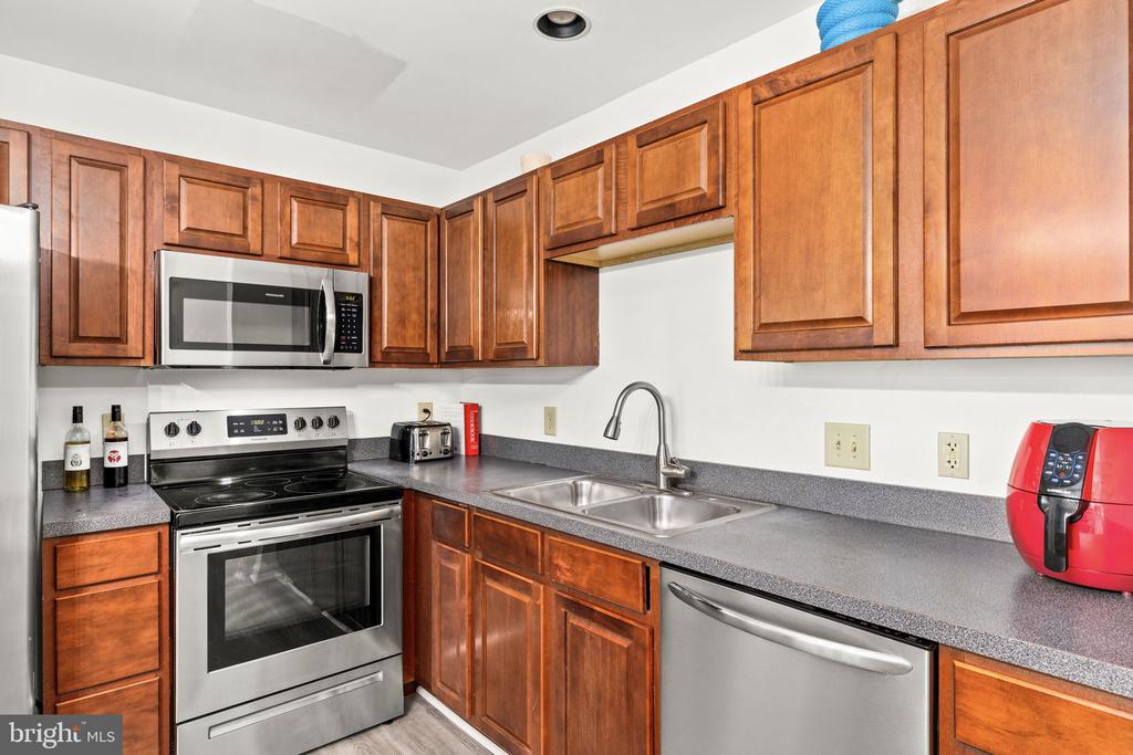 7139 WYTHEVILLE, FREDERICKSBURG, Virginia 22407, 3 Bedrooms Bedrooms, ,3 BathroomsBathrooms,Residential,7139 WYTHEVILLE,VASP2041634 MLS # VASP2041634