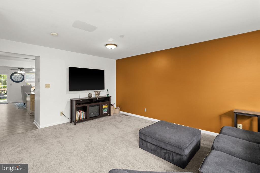 7139 WYTHEVILLE, FREDERICKSBURG, Virginia 22407, 3 Bedrooms Bedrooms, ,3 BathroomsBathrooms,Residential,7139 WYTHEVILLE,VASP2041634 MLS # VASP2041634