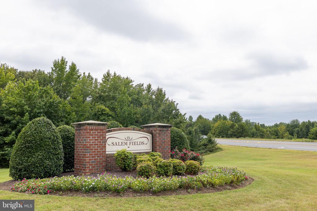 7139 WYTHEVILLE, FREDERICKSBURG, Virginia 22407, 3 Bedrooms Bedrooms, ,3 BathroomsBathrooms,Residential,7139 WYTHEVILLE,VASP2041634 MLS # VASP2041634