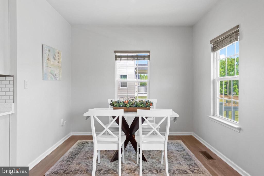 8525 SYLVANNAH DR, SPOTSYLVANIA, Virginia 22551, 5 Bedrooms Bedrooms, ,3 BathroomsBathrooms,Residential,8525 SYLVANNAH DR,VASP2041782 MLS # VASP2041782