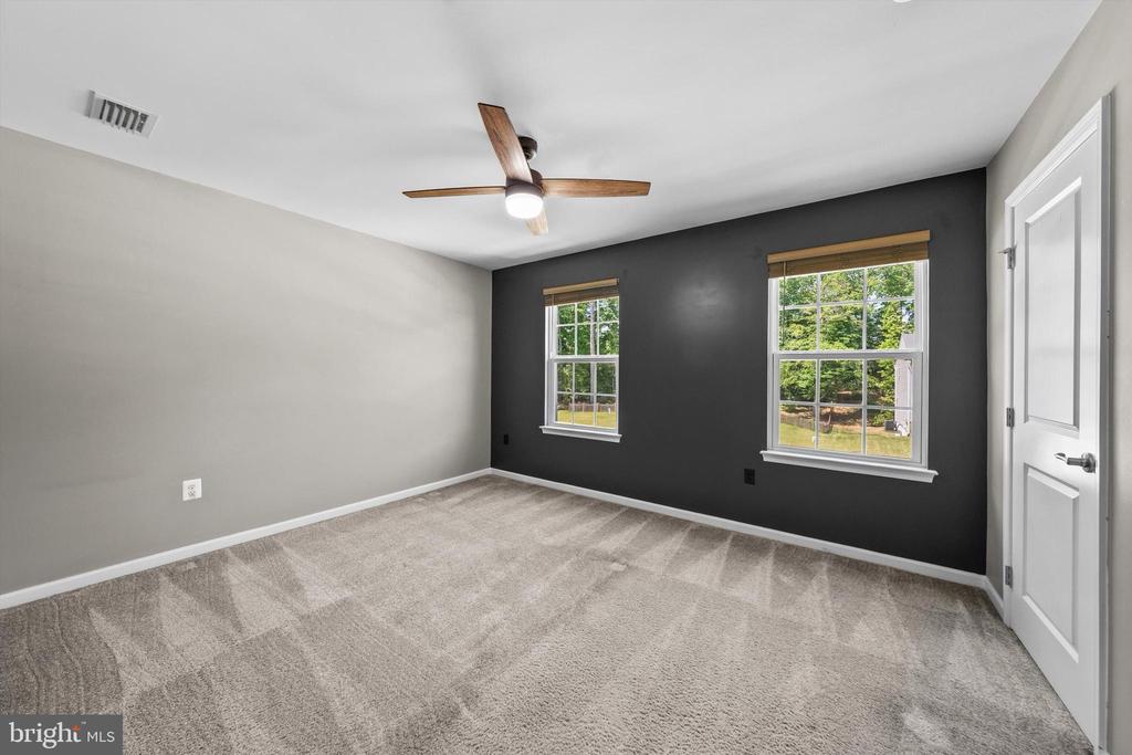 8525 SYLVANNAH DR, SPOTSYLVANIA, Virginia 22551, 5 Bedrooms Bedrooms, ,3 BathroomsBathrooms,Residential,8525 SYLVANNAH DR,VASP2041782 MLS # VASP2041782