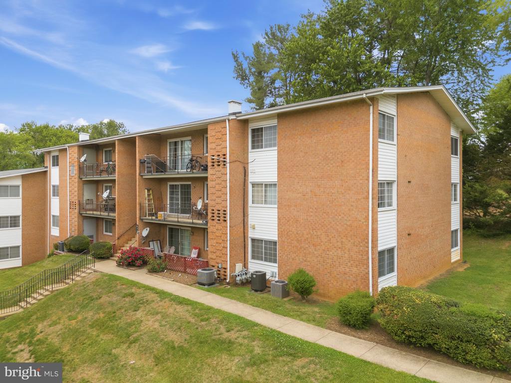 635 WATERLOO RD, WARRENTON, Virginia 20186, 3 Bedrooms Bedrooms, ,2 BathroomsBathrooms,Residential,635 WATERLOO RD,VAFQ2021998 MLS # VAFQ2021998