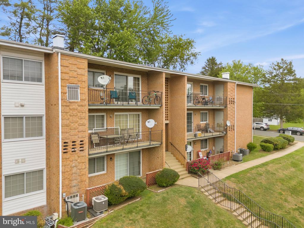 635 WATERLOO RD, WARRENTON, Virginia 20186, 3 Bedrooms Bedrooms, ,2 BathroomsBathrooms,Residential,635 WATERLOO RD,VAFQ2021998 MLS # VAFQ2021998