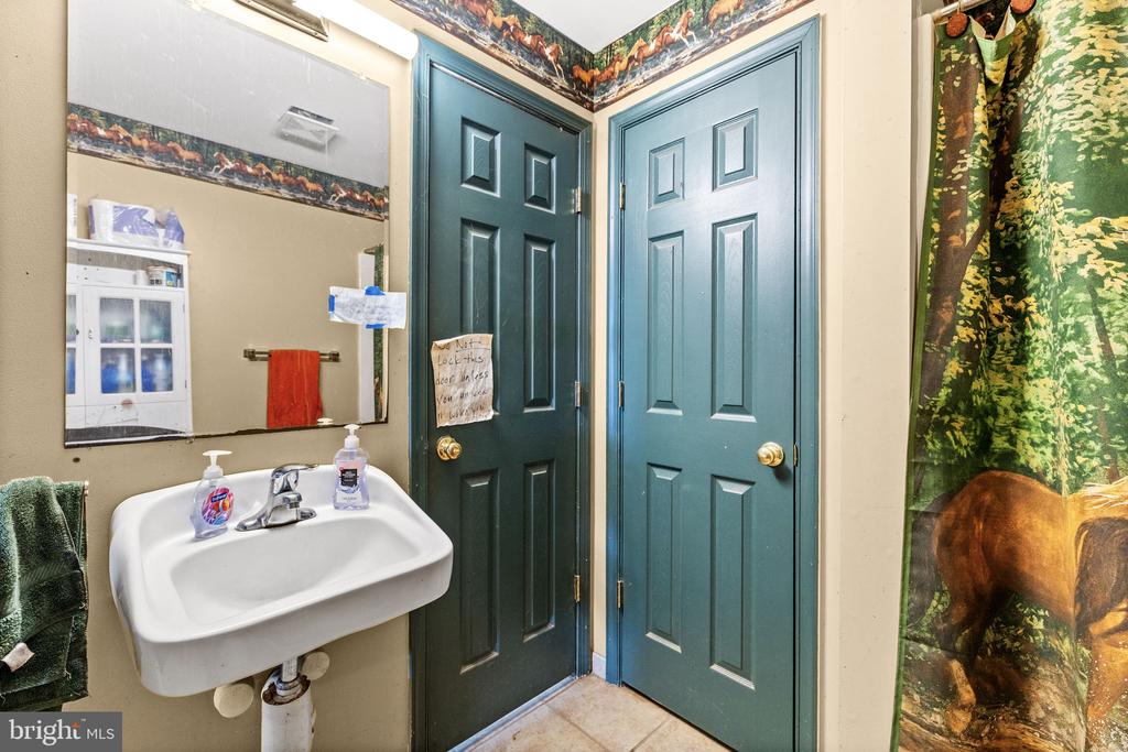 5 APPALOOSA DR, SPOTSYLVANIA, Virginia 22551, 5 Bedrooms Bedrooms, ,4 BathroomsBathrooms,Residential,5 APPALOOSA DR,VASP2040090 MLS # VASP2040090