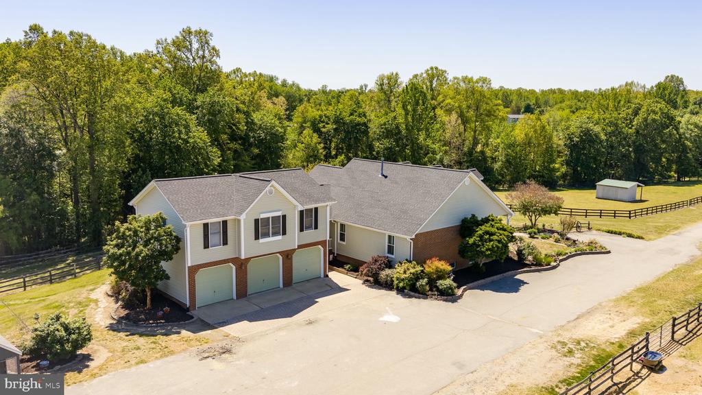 5 APPALOOSA DR, SPOTSYLVANIA, Virginia 22551, 5 Bedrooms Bedrooms, ,4 BathroomsBathrooms,Residential,5 APPALOOSA DR,VASP2040090 MLS # VASP2040090