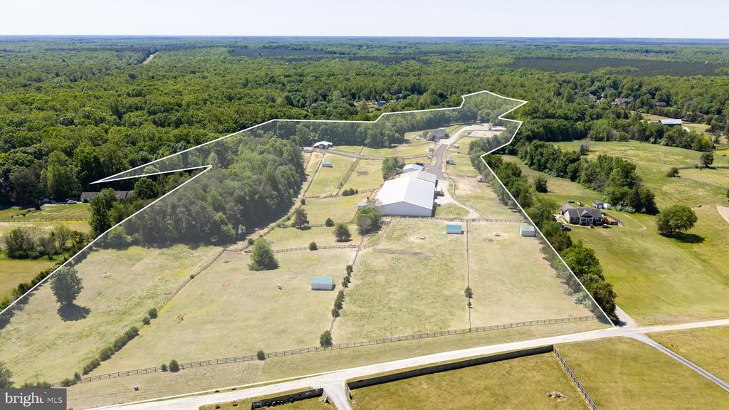5 APPALOOSA DR, SPOTSYLVANIA, Virginia 22551, 4 Bedrooms Bedrooms, ,4 BathroomsBathrooms,Residential,5 APPALOOSA DR,VASP2040092 MLS # VASP2040092