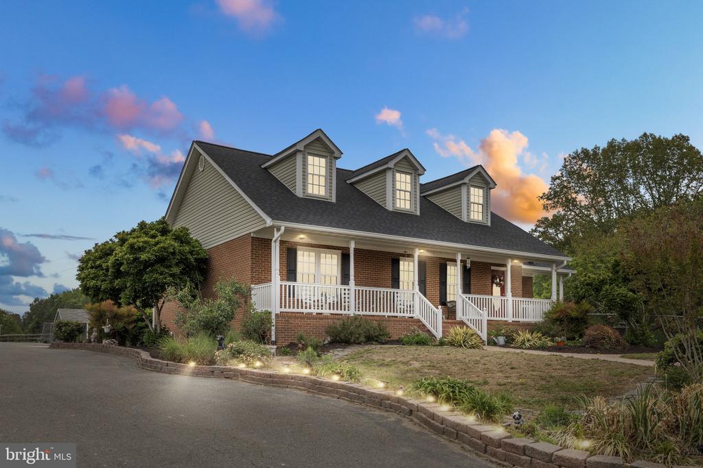 5 APPALOOSA DR, SPOTSYLVANIA, Virginia 22551, 4 Bedrooms Bedrooms, ,4 BathroomsBathrooms,Residential,5 APPALOOSA DR,VASP2040092 MLS # VASP2040092
