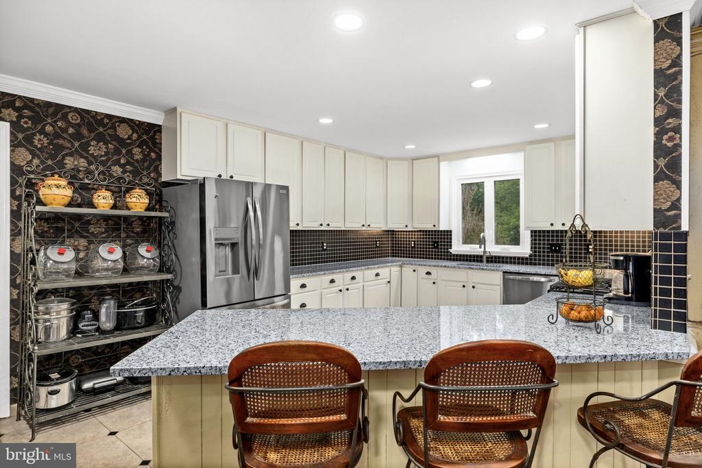 5 APPALOOSA DR, SPOTSYLVANIA, Virginia 22551, 4 Bedrooms Bedrooms, ,4 BathroomsBathrooms,Residential,5 APPALOOSA DR,VASP2040092 MLS # VASP2040092