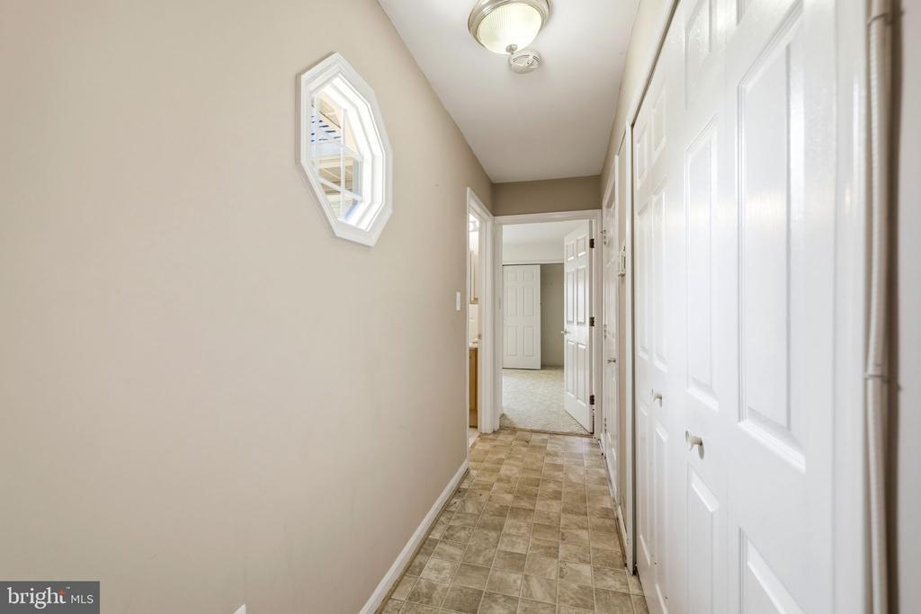11403 SARASOTA CT, FREDERICKSBURG, Virginia 22407, 2 Bedrooms Bedrooms, ,2 BathroomsBathrooms,Residential,SUMMERLAKE,11403 SARASOTA CT,VASP2040696 MLS # VASP2040696