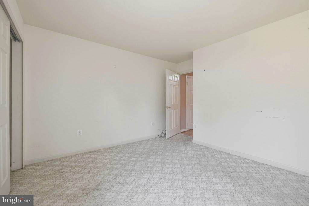 11403 SARASOTA CT, FREDERICKSBURG, Virginia 22407, 2 Bedrooms Bedrooms, ,2 BathroomsBathrooms,Residential,SUMMERLAKE,11403 SARASOTA CT,VASP2040696 MLS # VASP2040696