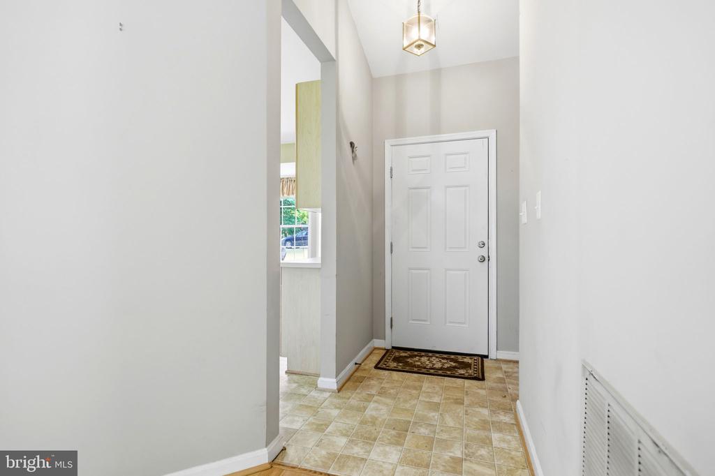 11403 SARASOTA CT, FREDERICKSBURG, Virginia 22407, 2 Bedrooms Bedrooms, ,2 BathroomsBathrooms,Residential,SUMMERLAKE,11403 SARASOTA CT,VASP2040696 MLS # VASP2040696