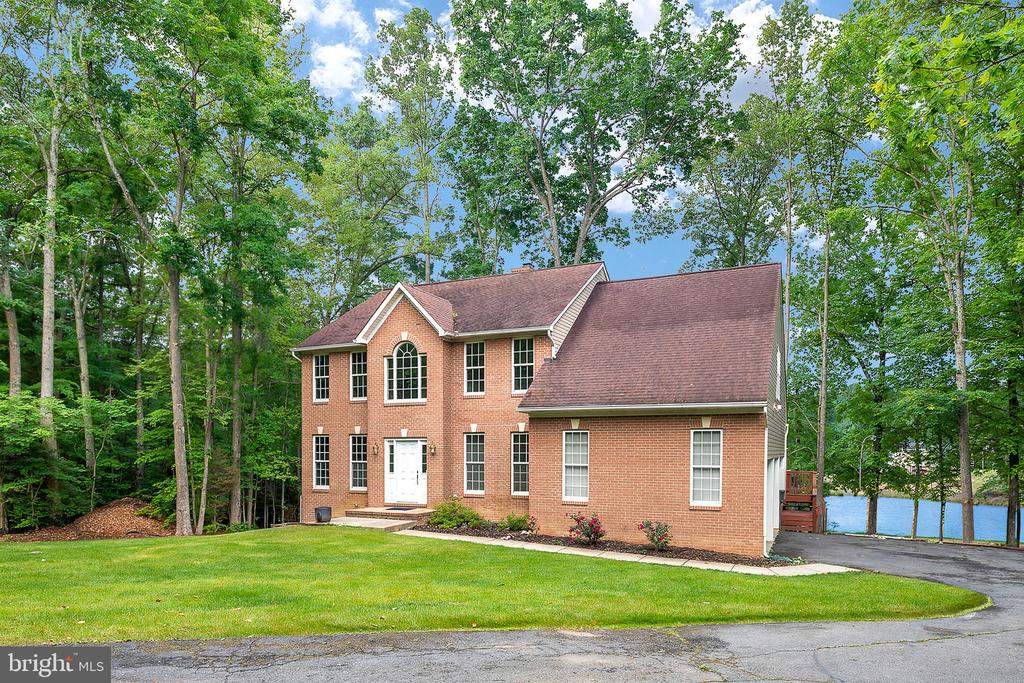 7901 COMMODORE CT, SPOTSYLVANIA, Virginia 22551, 5 Bedrooms Bedrooms, ,3 BathroomsBathrooms,Residential,7901 COMMODORE CT,VASP2041884 MLS # VASP2041884