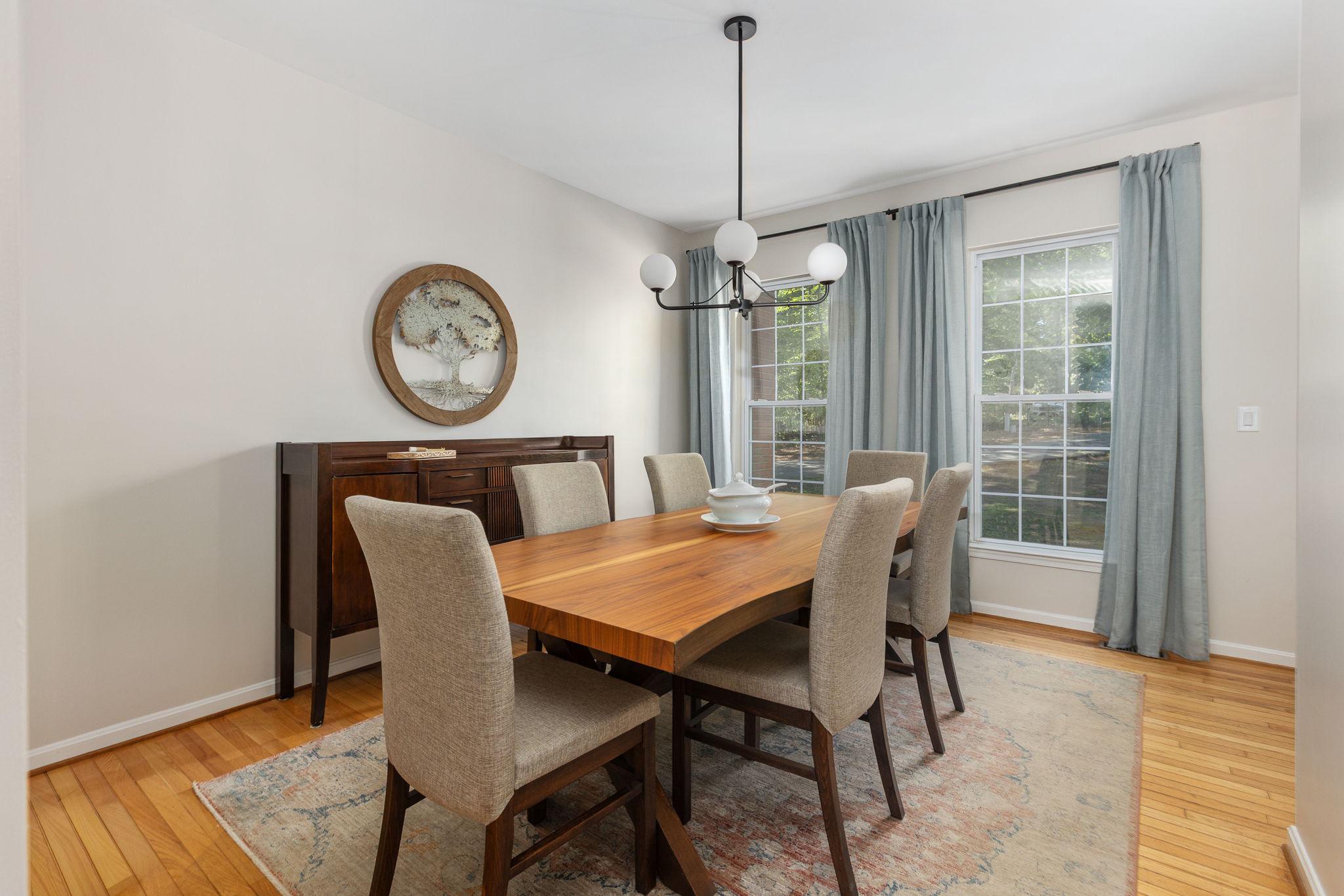 7901 COMMODORE CT, SPOTSYLVANIA, Virginia 22551, 5 Bedrooms Bedrooms, ,3 BathroomsBathrooms,Residential,7901 COMMODORE CT,VASP2041884 MLS # VASP2041884