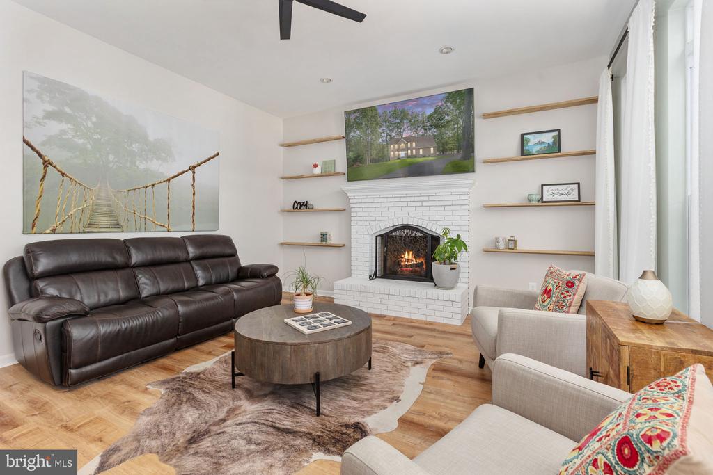 7901 COMMODORE CT, SPOTSYLVANIA, Virginia 22551, 5 Bedrooms Bedrooms, ,3 BathroomsBathrooms,Residential,7901 COMMODORE CT,VASP2041884 MLS # VASP2041884