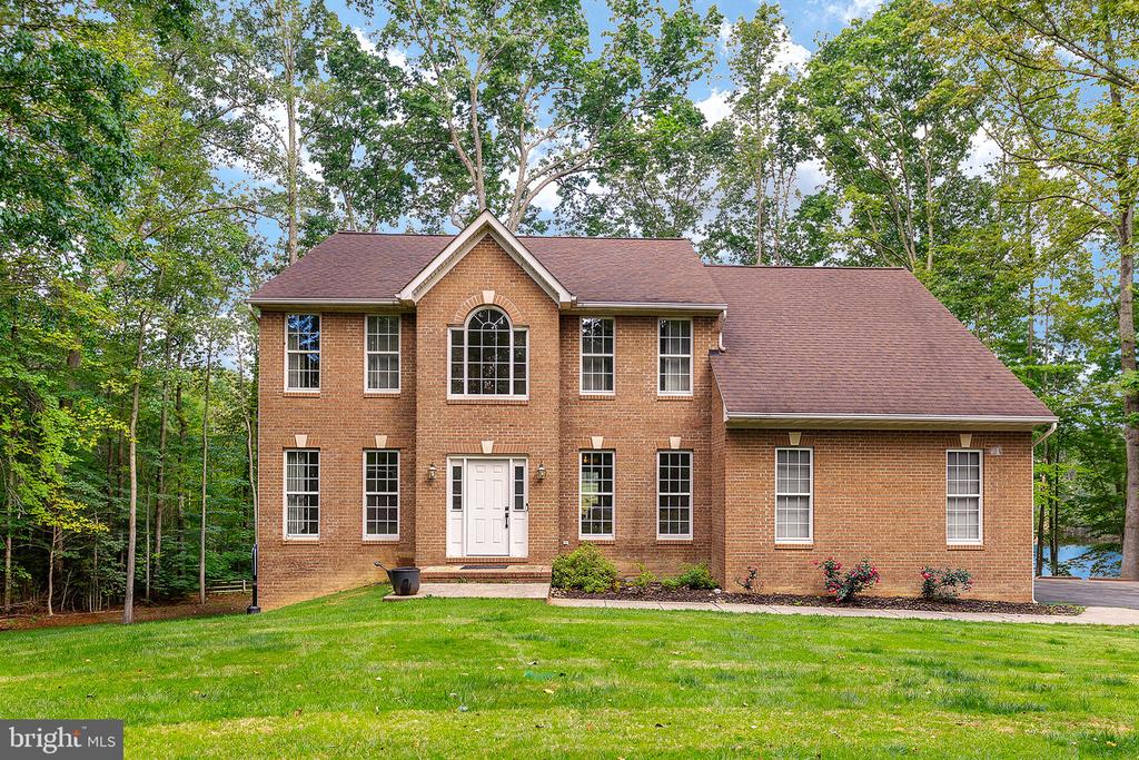 7901 COMMODORE CT, SPOTSYLVANIA, Virginia 22551, 5 Bedrooms Bedrooms, ,3 BathroomsBathrooms,Residential,7901 COMMODORE CT,VASP2041884 MLS # VASP2041884