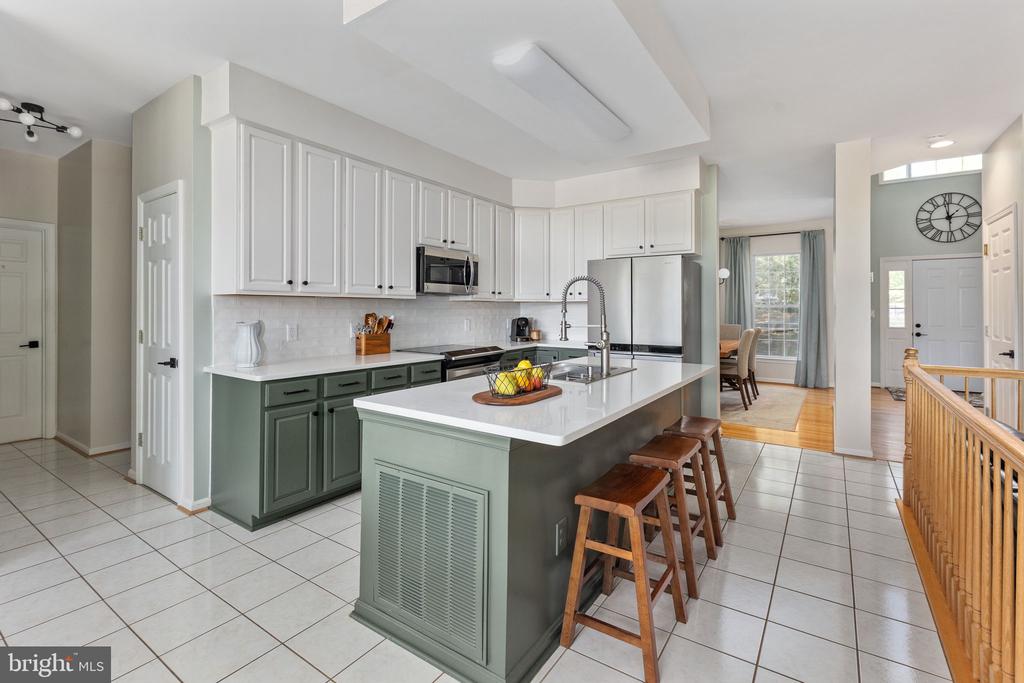 7901 COMMODORE CT, SPOTSYLVANIA, Virginia 22551, 5 Bedrooms Bedrooms, ,3 BathroomsBathrooms,Residential,7901 COMMODORE CT,VASP2041884 MLS # VASP2041884