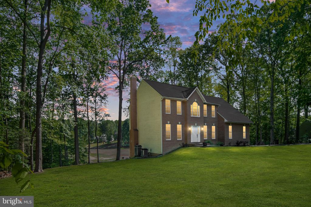 7901 COMMODORE CT, SPOTSYLVANIA, Virginia 22551, 5 Bedrooms Bedrooms, ,3 BathroomsBathrooms,Residential,7901 COMMODORE CT,VASP2041884 MLS # VASP2041884