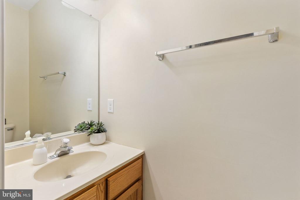 7901 COMMODORE CT, SPOTSYLVANIA, Virginia 22551, 5 Bedrooms Bedrooms, ,3 BathroomsBathrooms,Residential,7901 COMMODORE CT,VASP2041884 MLS # VASP2041884
